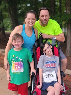 Lekotek family at the run